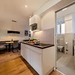 Central Suite Meran Meran
